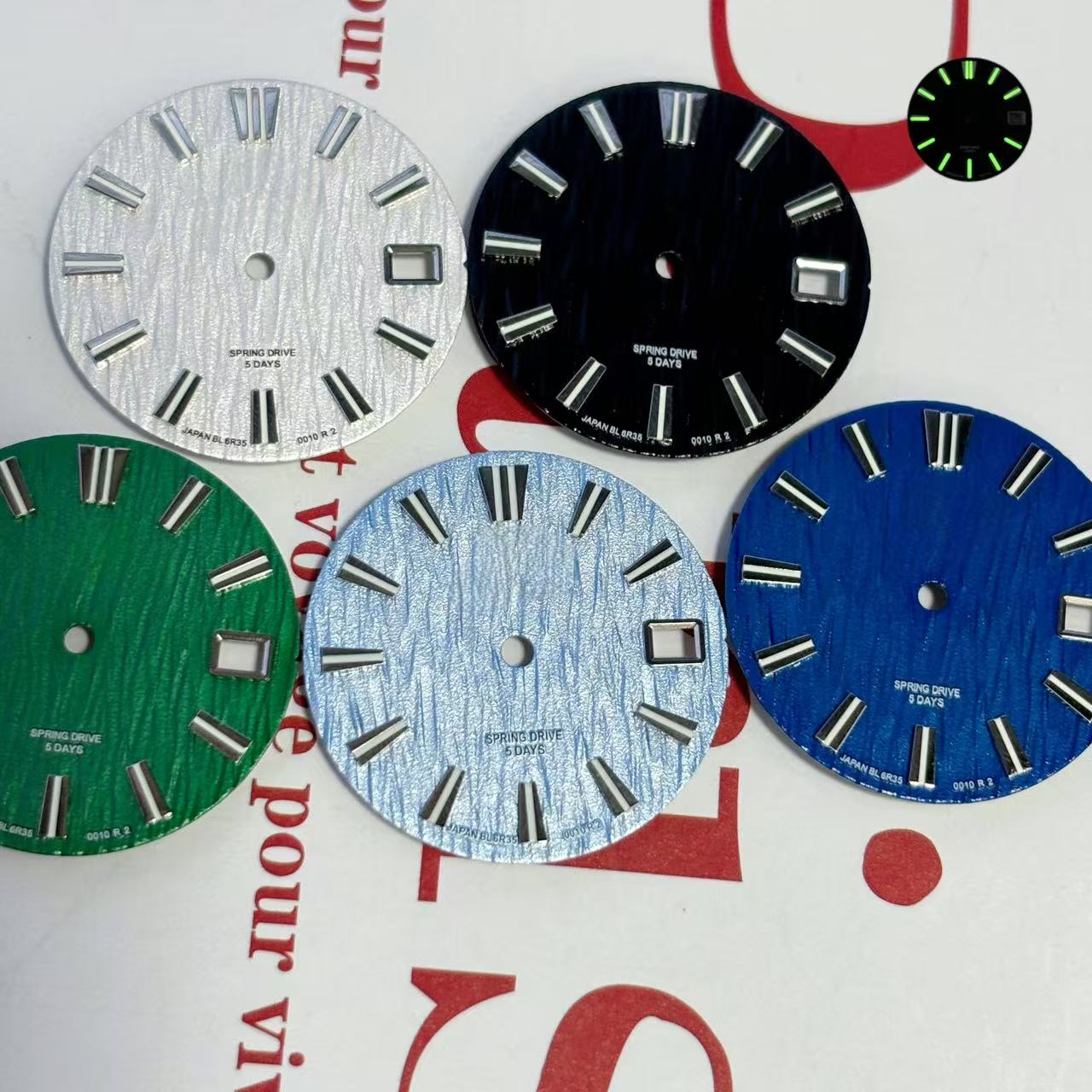 Reel Case - Reloj Mecánico con Calendario Luminoso Verde
